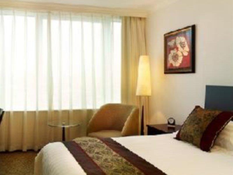 Howard Johnson Paragon Centra Provide Tourism And Ticketing Service