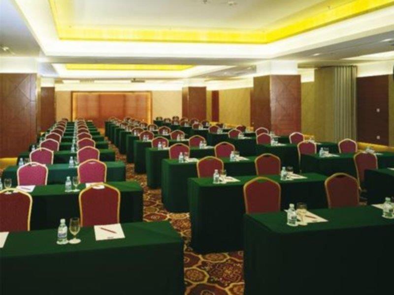Hotel Howard Johnson Paragon Centra Provide Tourism And Ticketing Service Beijing