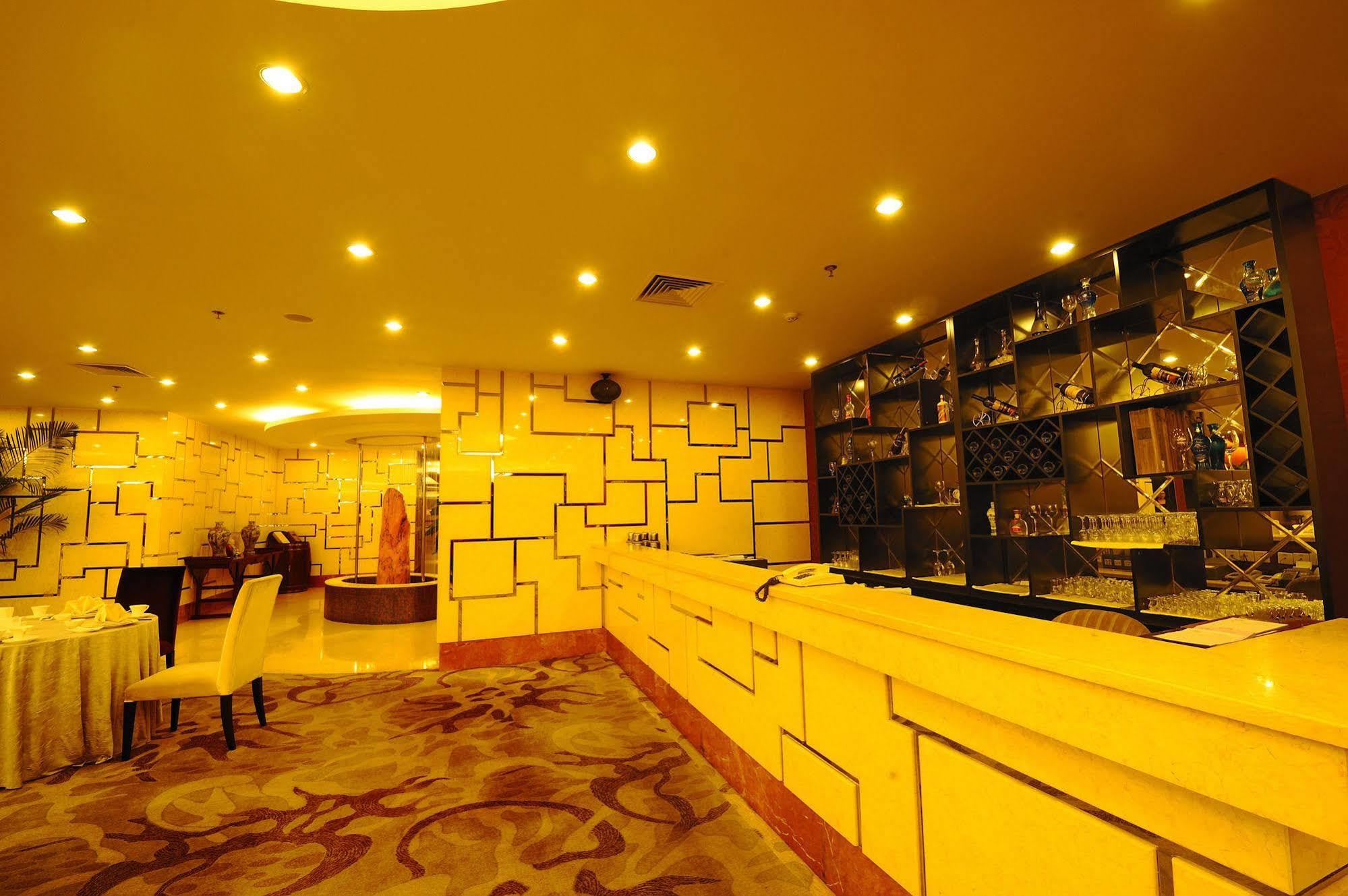 Hotel Howard Johnson Paragon Centra Provide Tourism And Ticketing Service